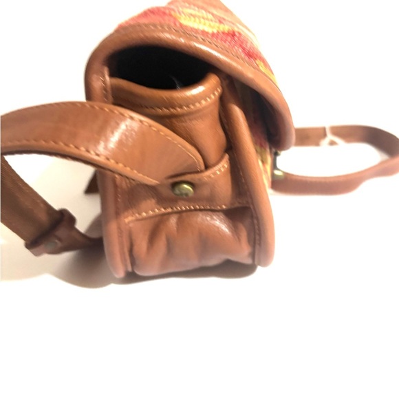 KILIM.NYC handmade wool & leather crossbody bag - Picture 12 of 14